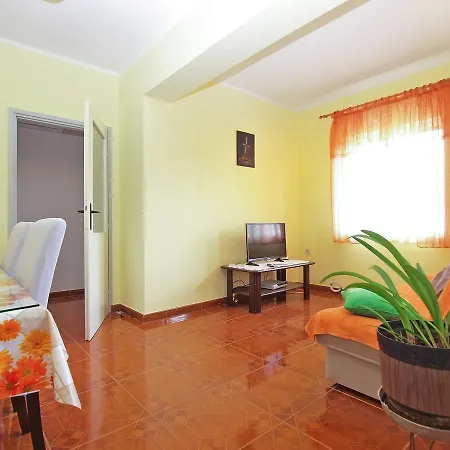 House Rafe 1428 Dom wakacyjny Marčana